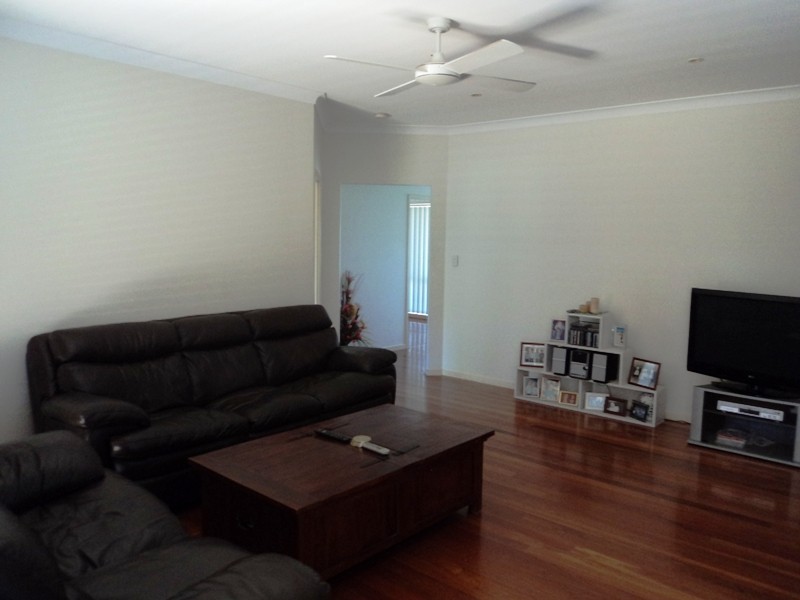 16 Nagle Close, Fern Bay NSW 2295