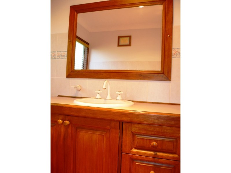 2 Cunningham Close, Raymond Terrace NSW 2324