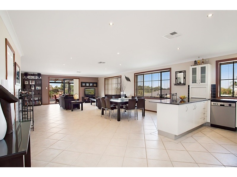 63 Beaton Avenue, Raymond Terrace NSW 2324