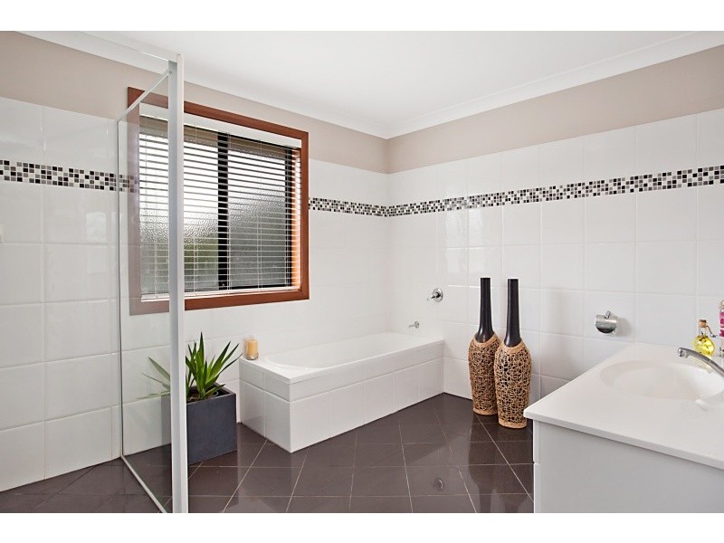 63 Beaton Avenue, Raymond Terrace NSW 2324