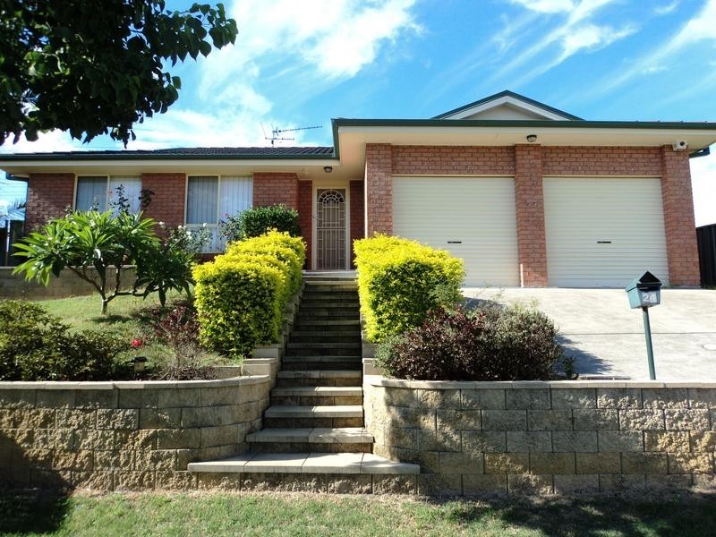 24 Cooper Place, Raymond Terrace NSW 2324