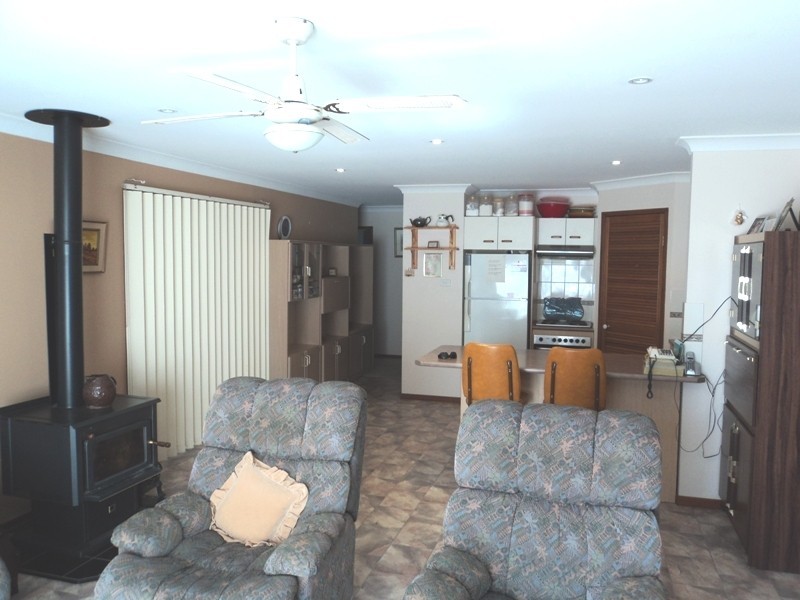 24 Cooper Place, Raymond Terrace NSW 2324