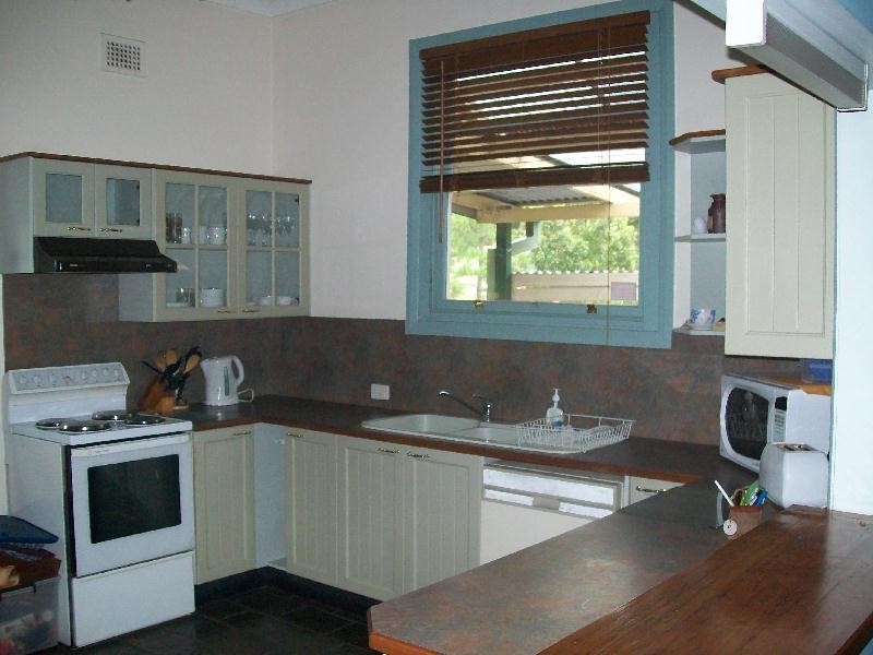 1 IRRAWANG STREET, Raymond Terrace NSW 2324