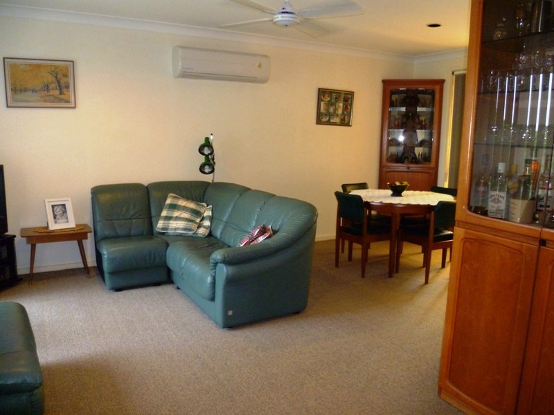 10 Holt Place, Raymond Terrace NSW 2324
