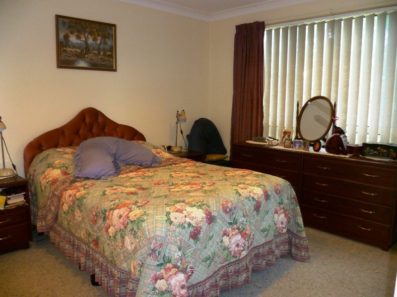 10 Holt Place, Raymond Terrace NSW 2324