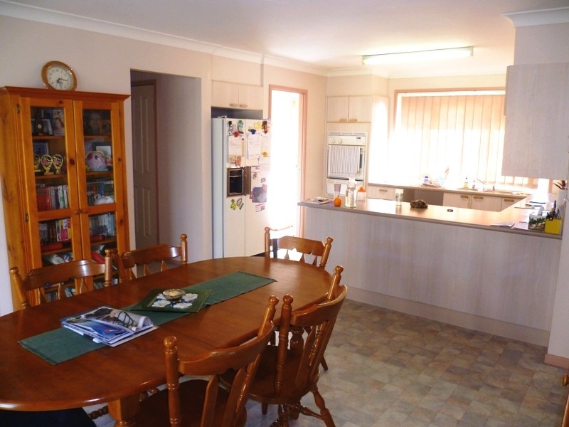 4 Kirkton Close, Raymond Terrace NSW 2324