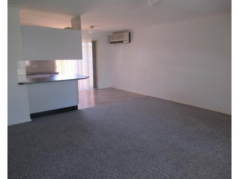 2/7 PURCELL STREET, Raymond Terrace NSW 2324