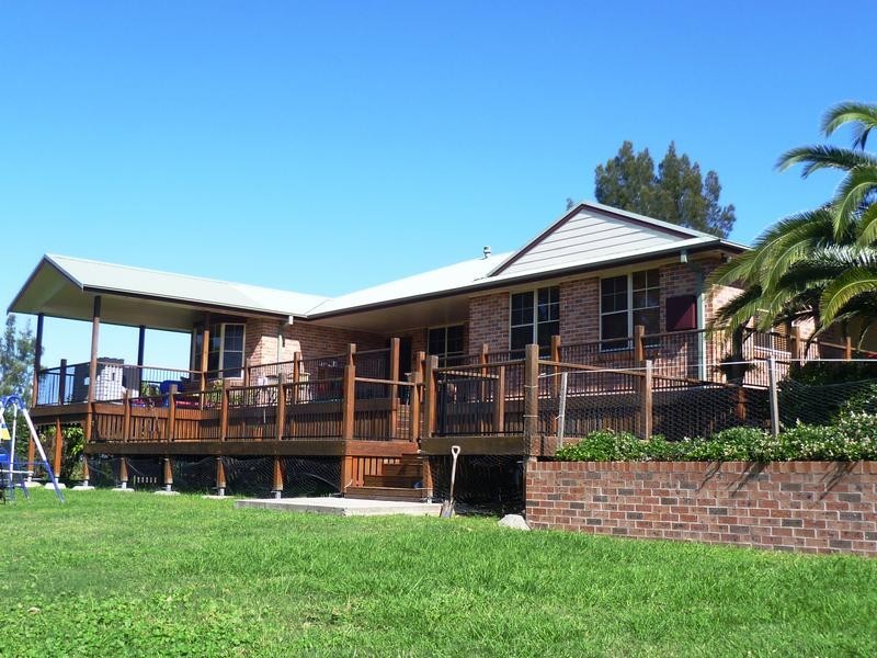 1 Dixon Street, Seaham NSW 2324