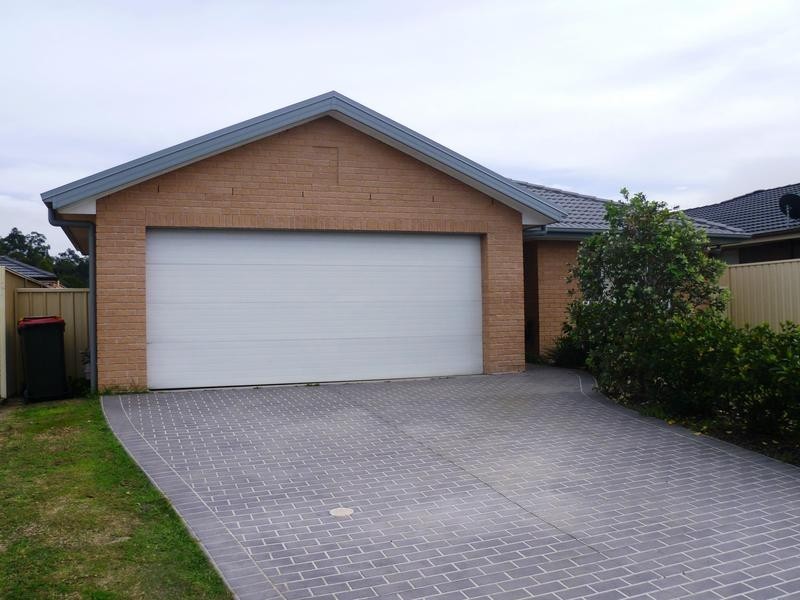 20 Manning Avenue, Raymond Terrace NSW 2324