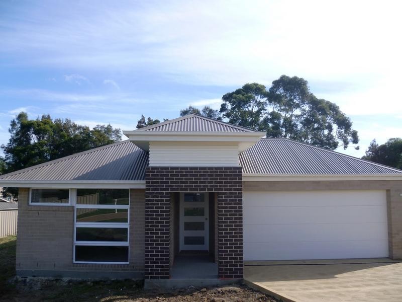27 Cananga Circuit, Largs NSW 2320