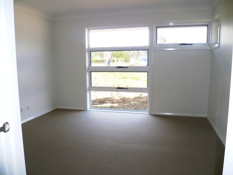 27 Cananga Circuit, Largs NSW 2320