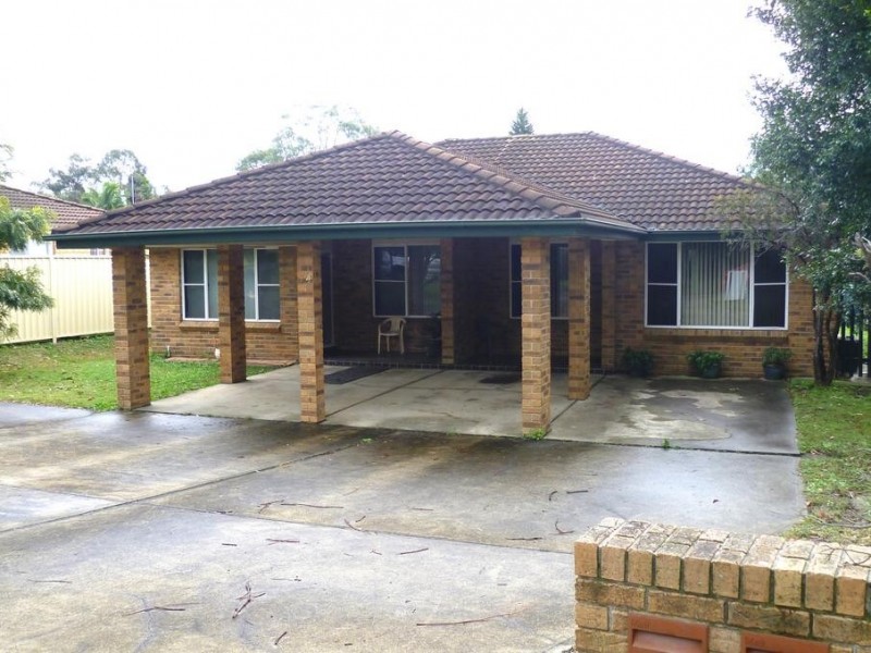 2/14 Lachlan Street, Raymond Terrace NSW 2324