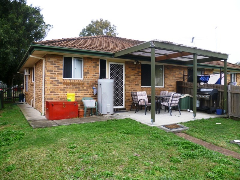 2/14 Lachlan Street, Raymond Terrace NSW 2324