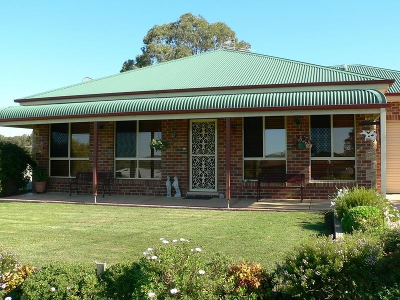 39 Lowe Street, Clarence Town NSW 2321