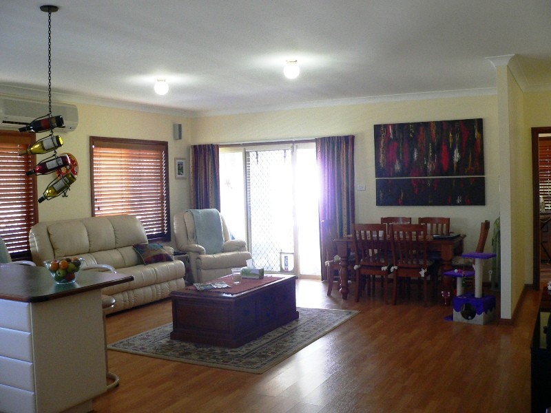 39 Lowe Street, Clarence Town NSW 2321