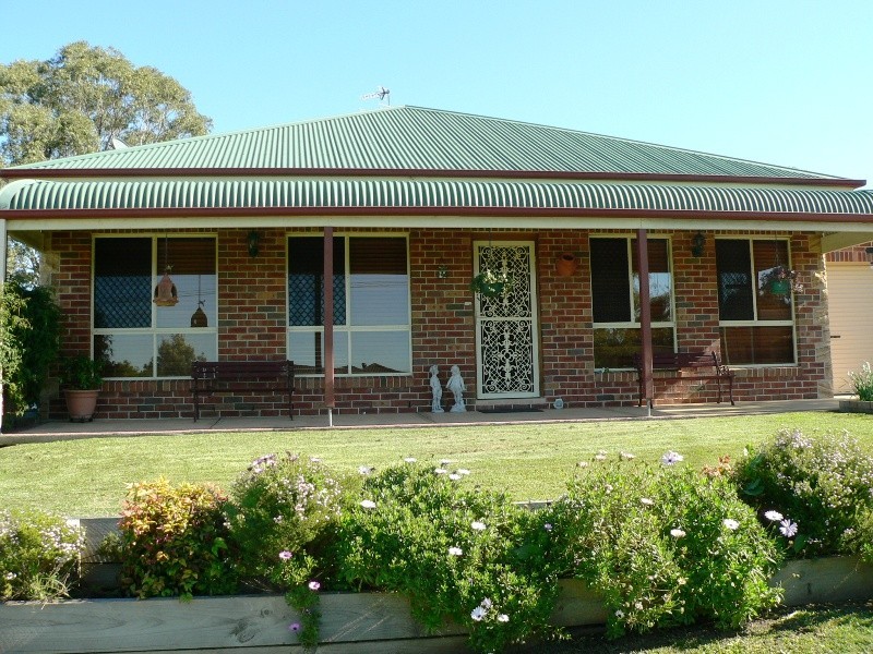 39 Lowe Street, Clarence Town NSW 2321