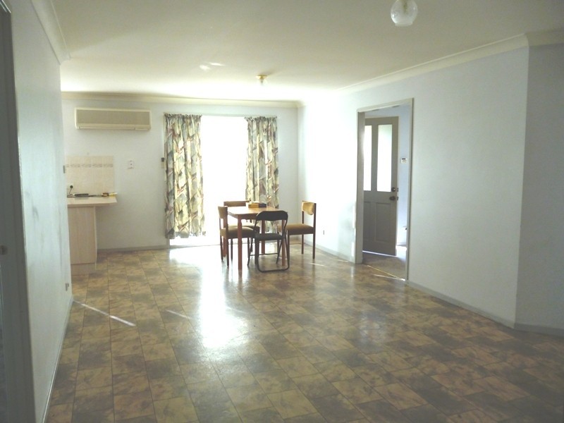 2 Cooper Place, Raymond Terrace NSW 2324