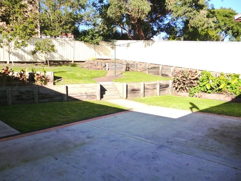 2 Cooper Place, Raymond Terrace NSW 2324