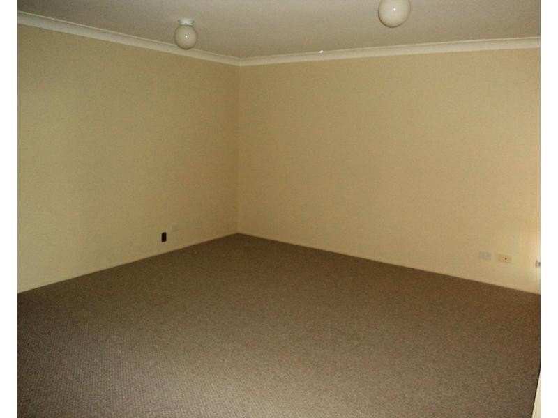 8 HARRIET CLOSE, Raymond Terrace NSW 2324