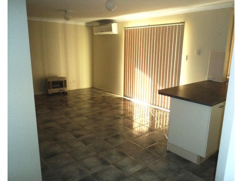 8 HARRIET CLOSE, Raymond Terrace NSW 2324