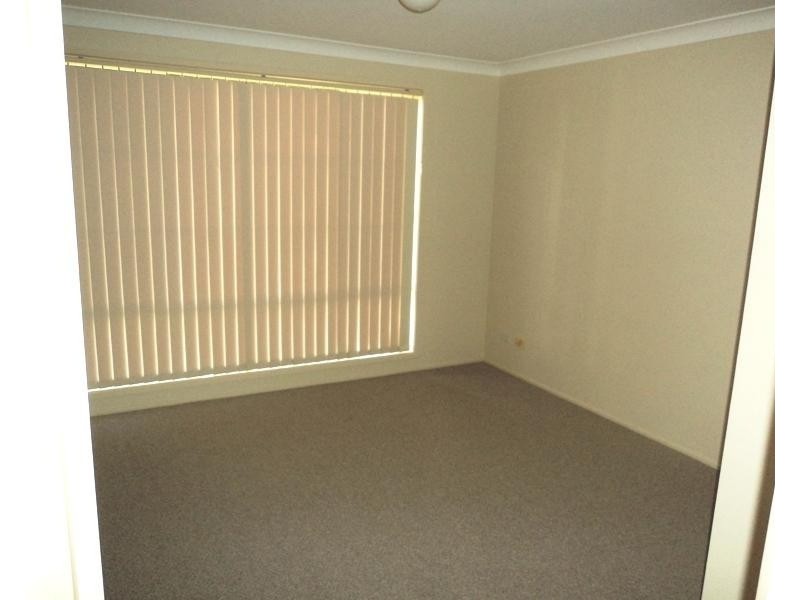 8 HARRIET CLOSE, Raymond Terrace NSW 2324