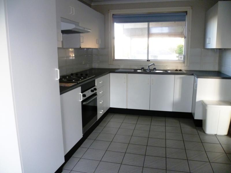 42 PENNINGTON, Raymond Terrace NSW 2324