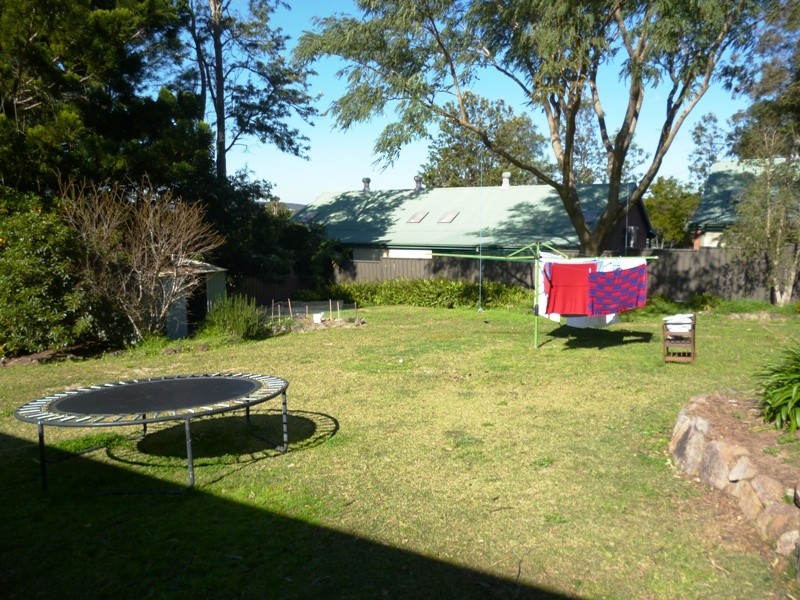 5 Dixon Street, Seaham NSW 2324