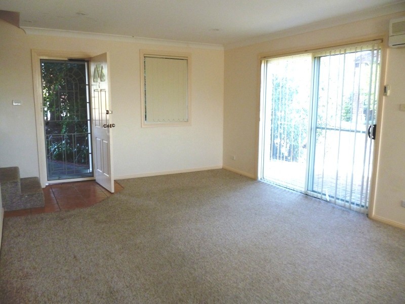 1/3 Oak Circuit, Raymond Terrace NSW 2324