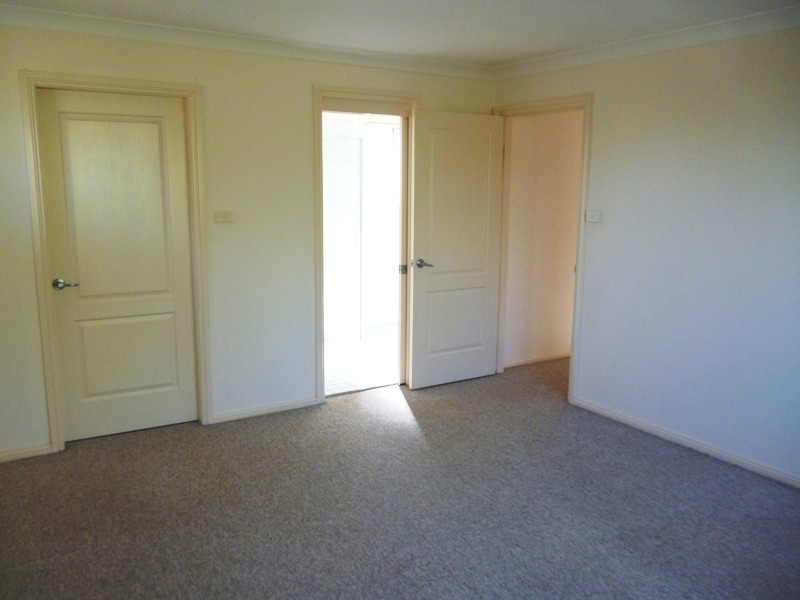 1/3 Oak Circuit, Raymond Terrace NSW 2324