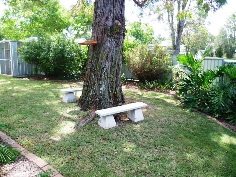 2 CUNNINGHAM CLOSE, Raymond Terrace NSW 2324