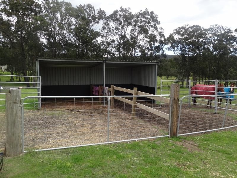 13 STORKS ROAD, Glen Oak NSW 2320