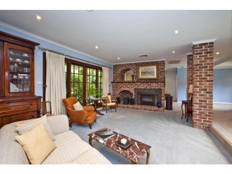 4 RAINBIRD CLOSE, Heatherbrae NSW 2324