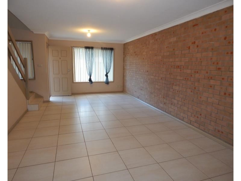 3/51 MOUNT HALL ROAD, Raymond Terrace NSW 2324