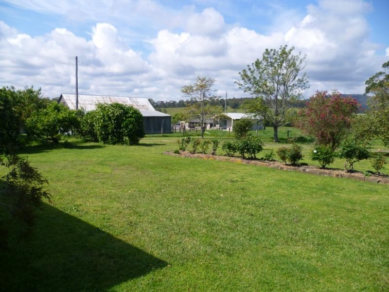 180 FORDS ROAD, Clarence Town NSW 2321