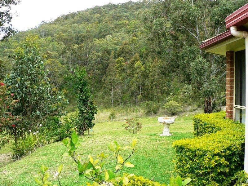 6 Timber Tops Road, Glen Oak NSW 2320