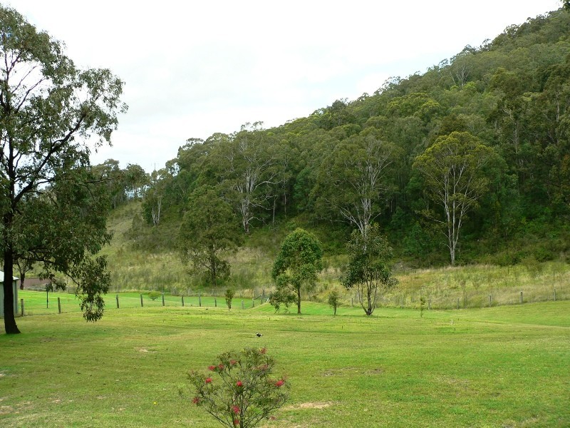 6 Timber Tops Road, Glen Oak NSW 2320