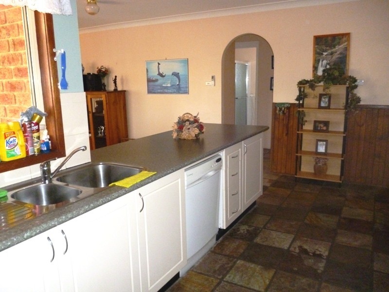 25 Benjamin Lee Drive, Raymond Terrace NSW 2324
