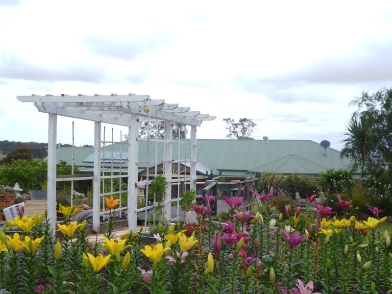 7 Carramar Close, Brandy Hill NSW 2324