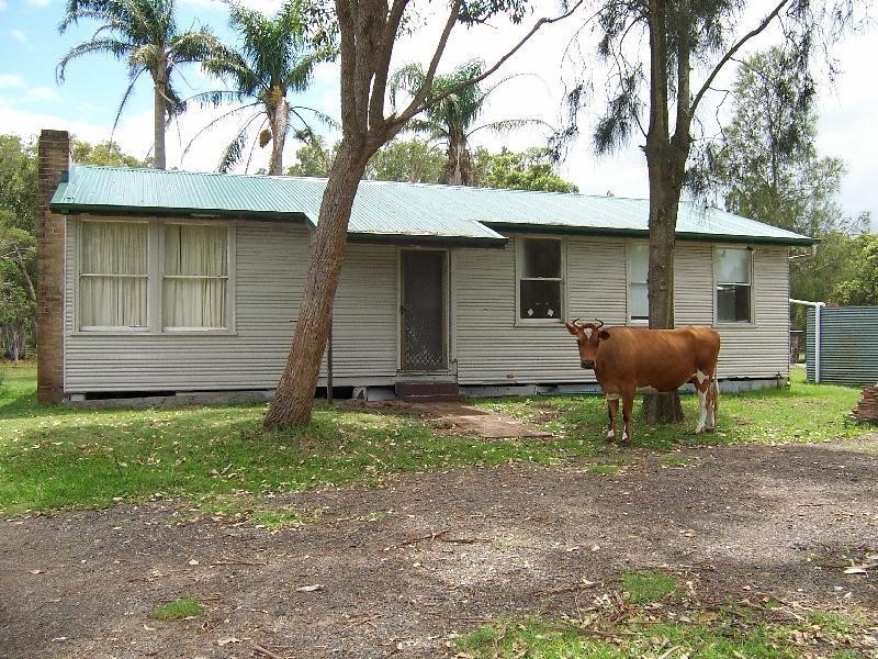 12 SANSOM ROAD, Williamtown NSW 2318