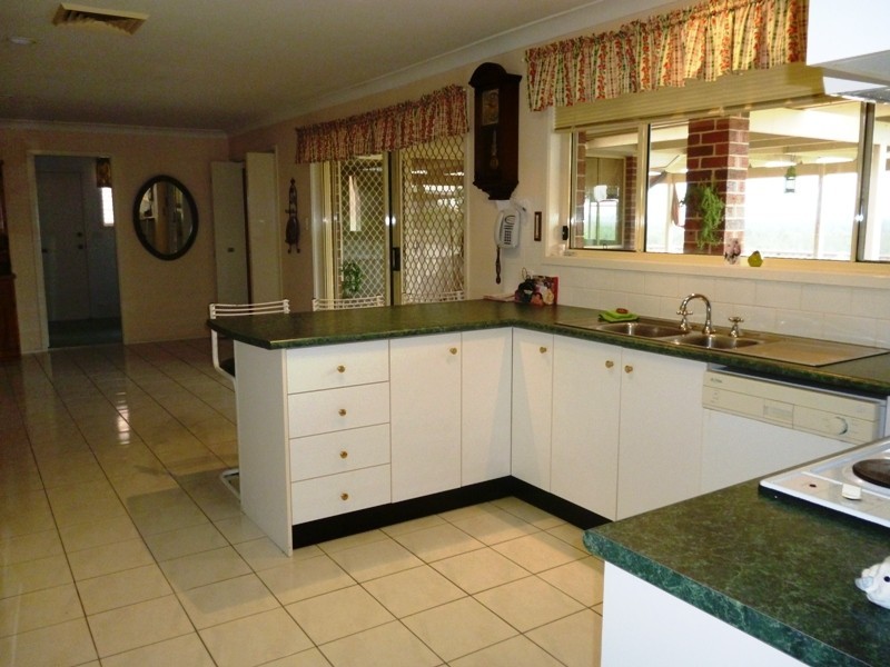 64 Beaton Avenue, Raymond Terrace NSW 2324