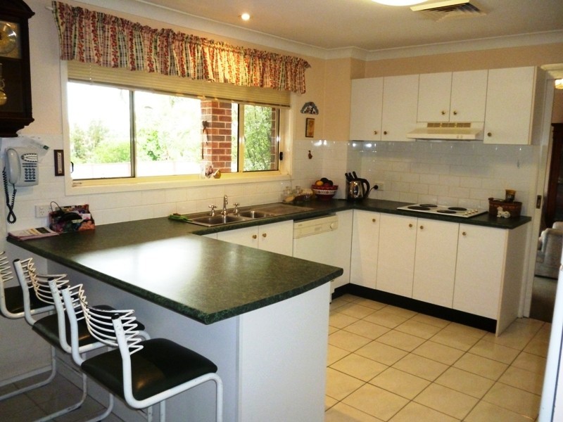 64 Beaton Avenue, Raymond Terrace NSW 2324