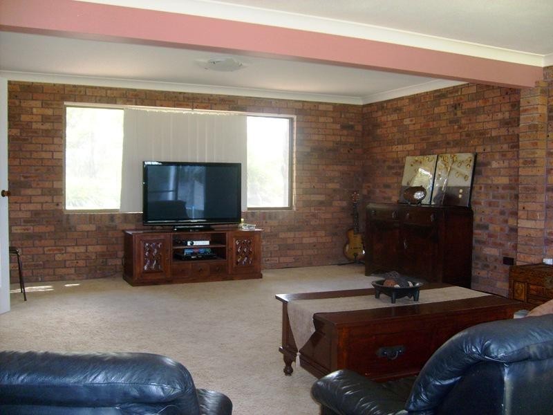 9 Holmwood Road, Seaham NSW 2324