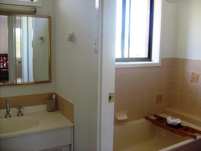 9 Holmwood Road, Seaham NSW 2324