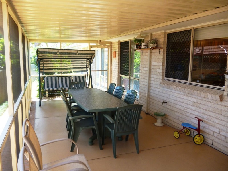 2 Bennett Place, Raymond Terrace NSW 2324