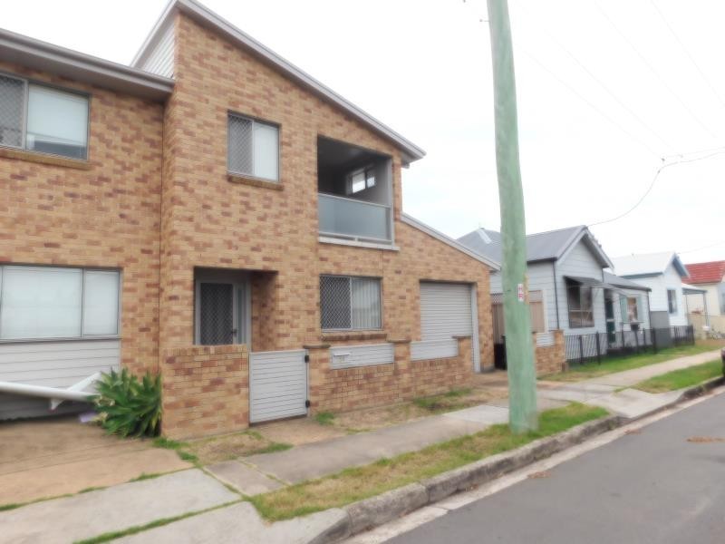 34 QUEEN STREET, Stockton NSW 2295