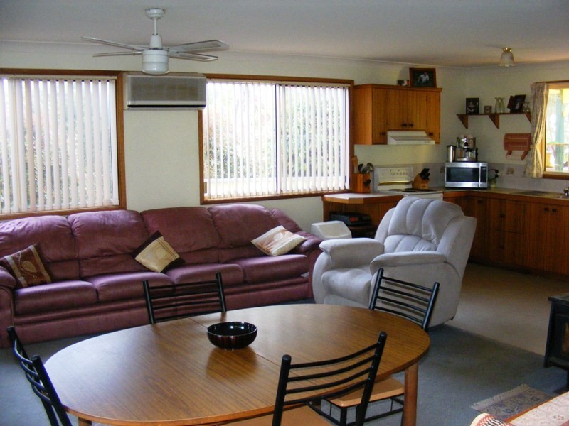 32 Old Coach Road, Limeburners Creek NSW 2324