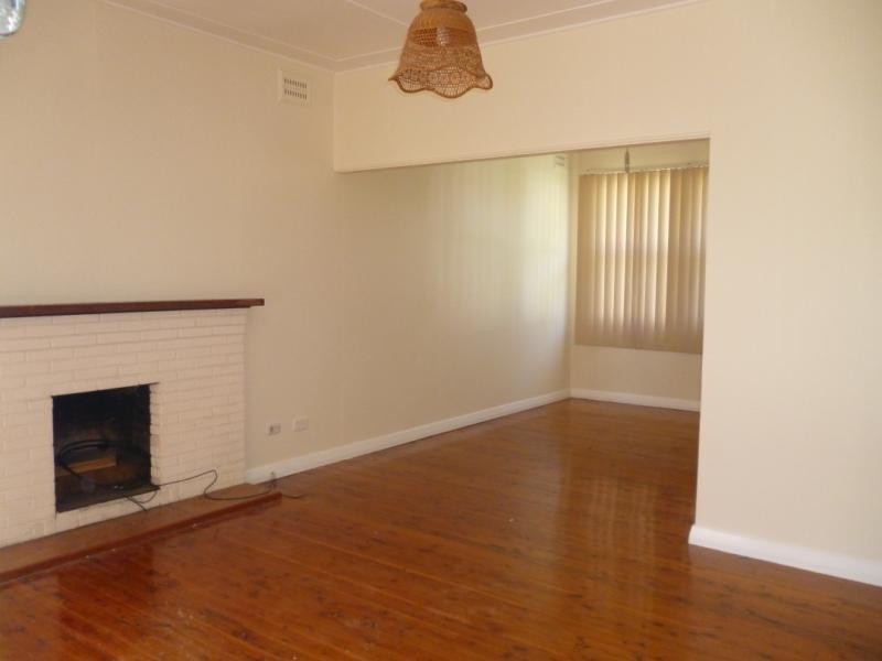 4 RIVERVIEW PLACE, Raymond Terrace NSW 2324