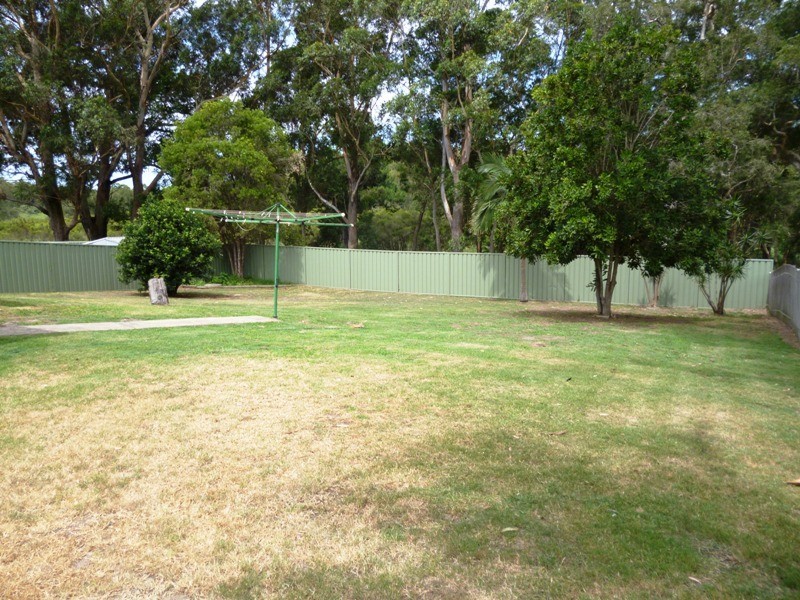 6 Barrington Place, Raymond Terrace NSW 2324