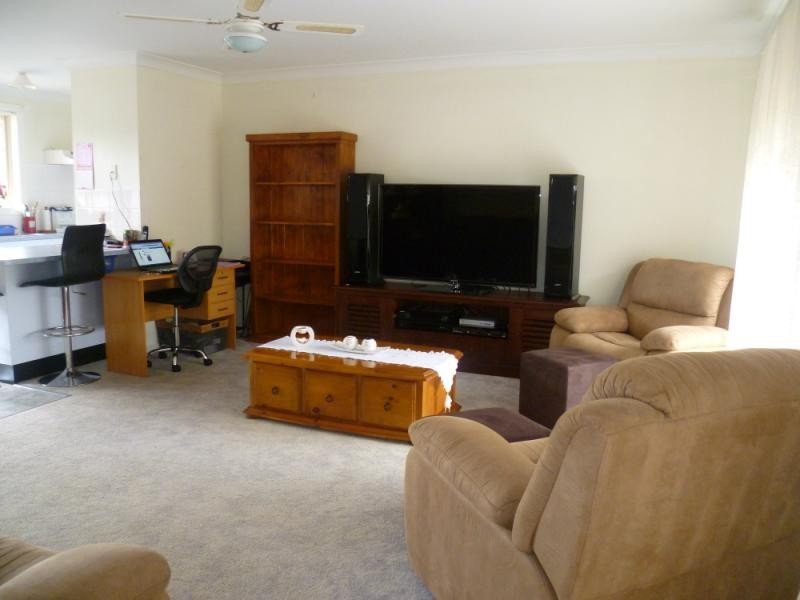 2/25 ESKDALE DRIVE, Raymond Terrace NSW 2324