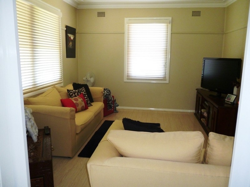 7 Irrawang Street, Raymond Terrace NSW 2324